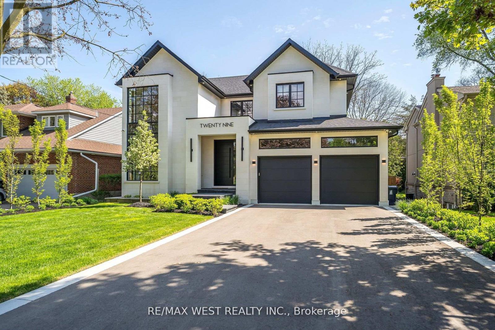 29 BROMLEY CRESCENT