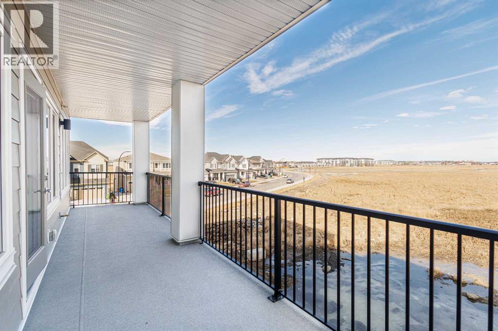 2307, 44 skyview Parkway NE