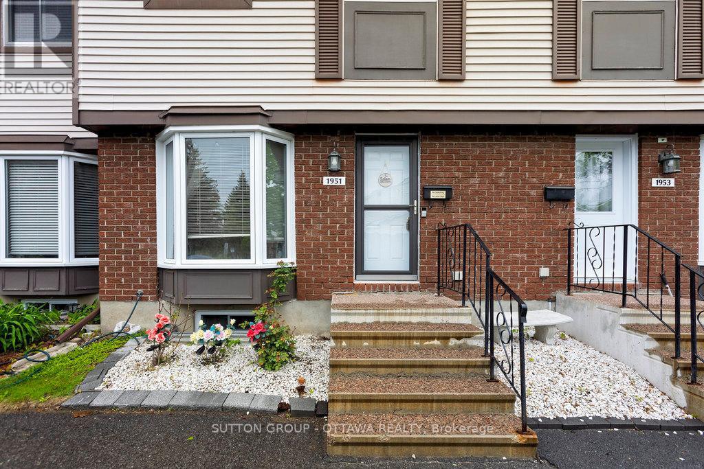 1951 GREENVALE LANE