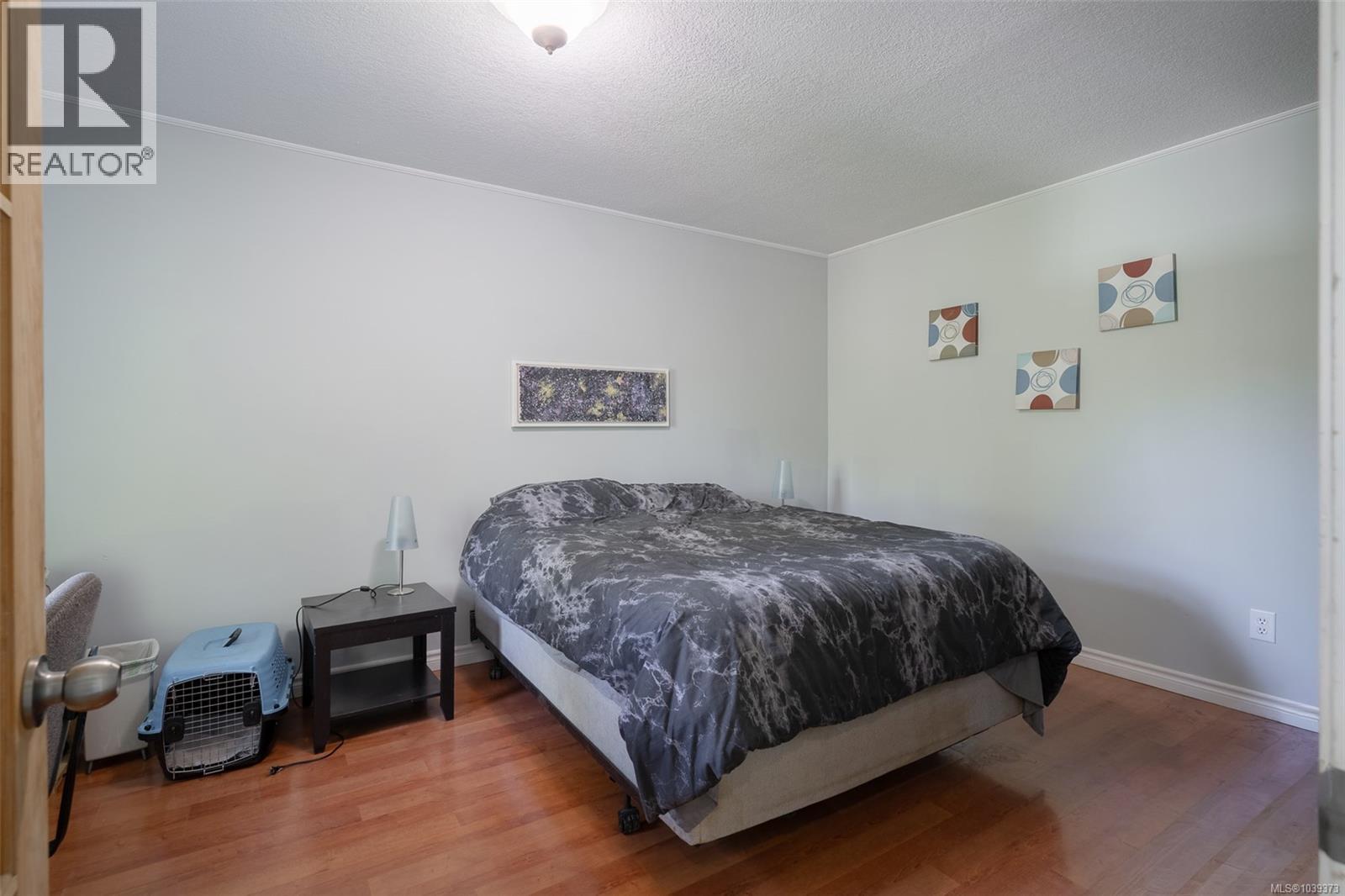 60 Porter Rd