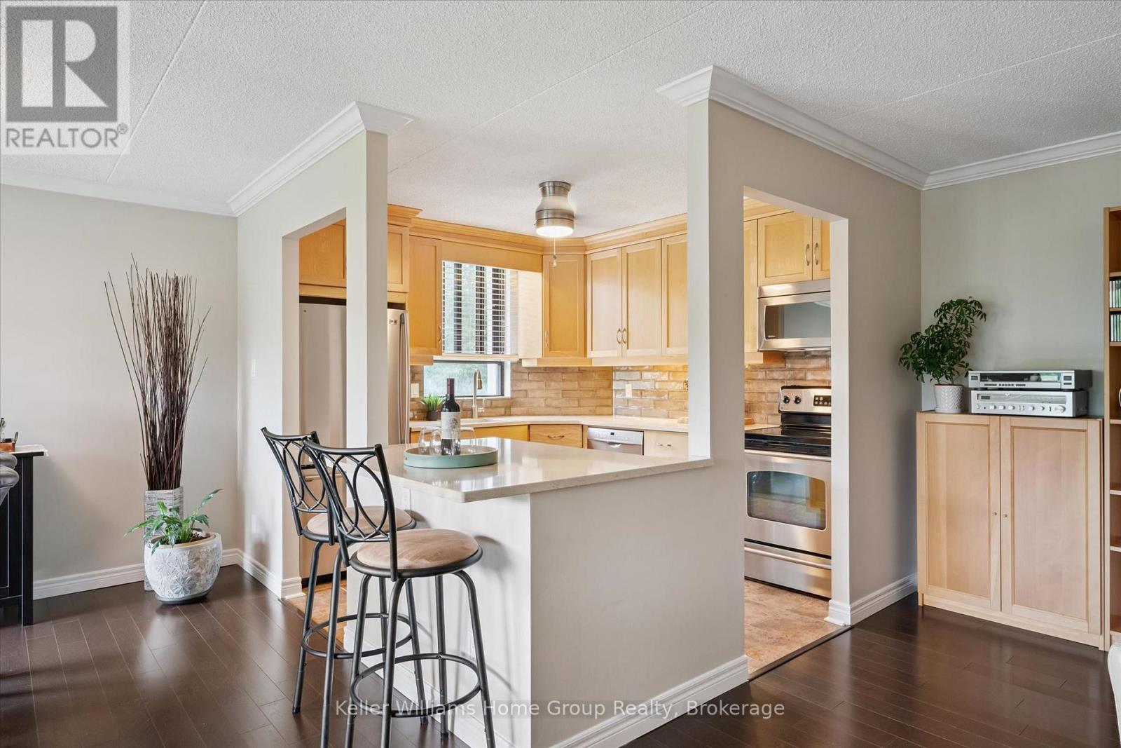 Photo 1 of 45 — 408 - 22 MARILYN DRIVE Unit 408, Guelph (Riverside Park), ON N1H7T1