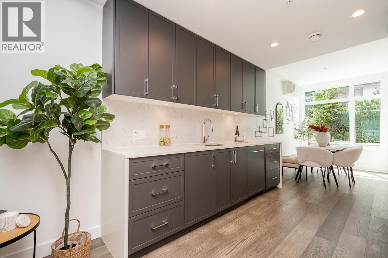 533 W 29TH AVENUE
