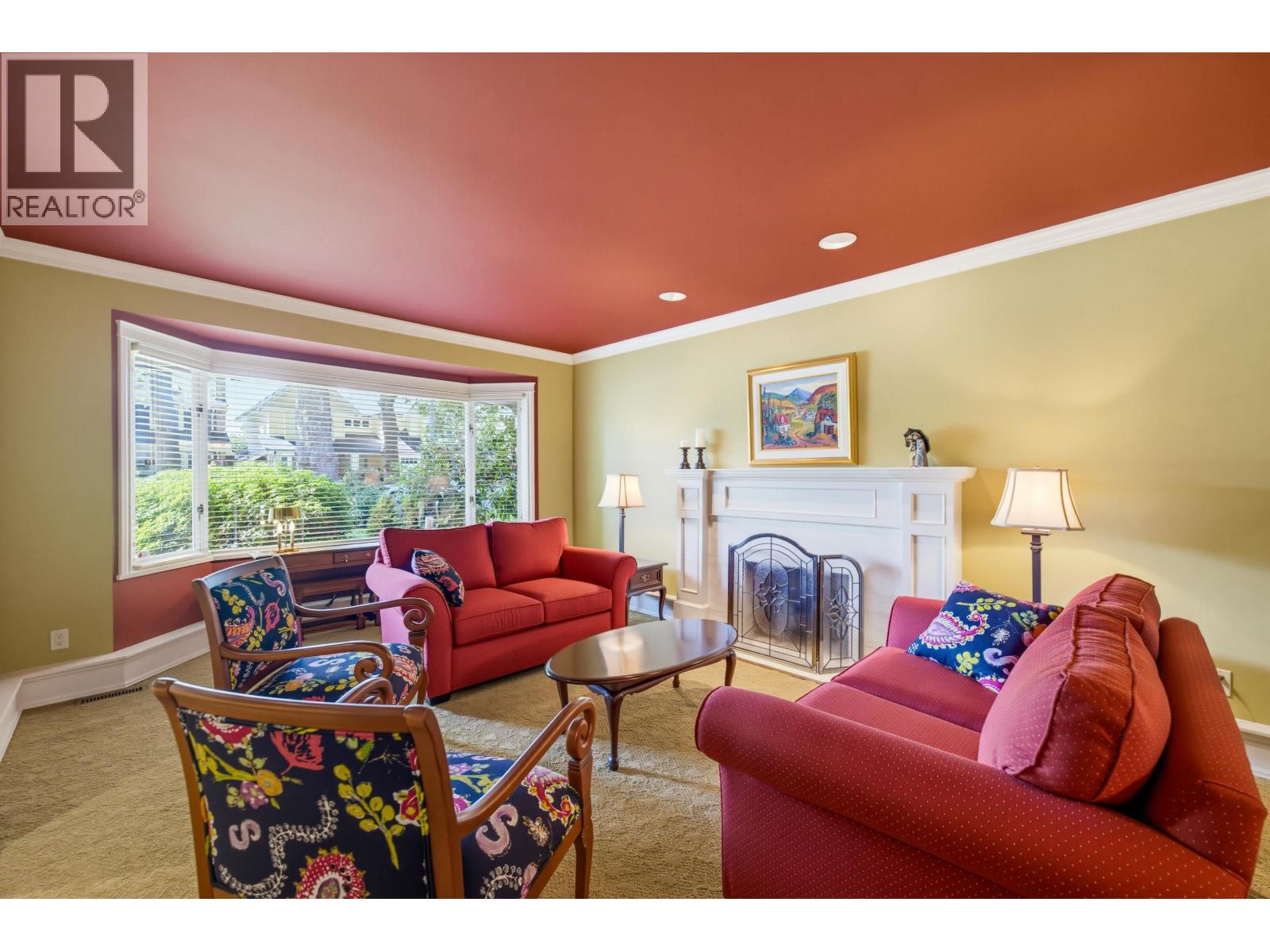 5471 WOODPECKER DRIVE