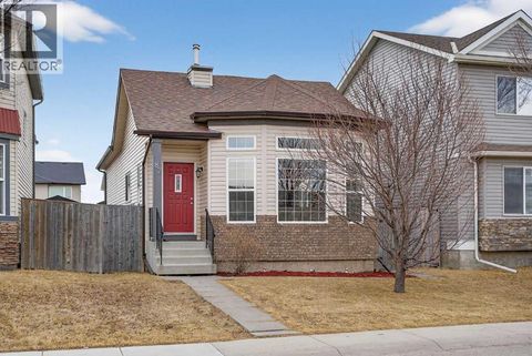 87 Saddlebrook Gardens NE Calgary AB T3J5m5