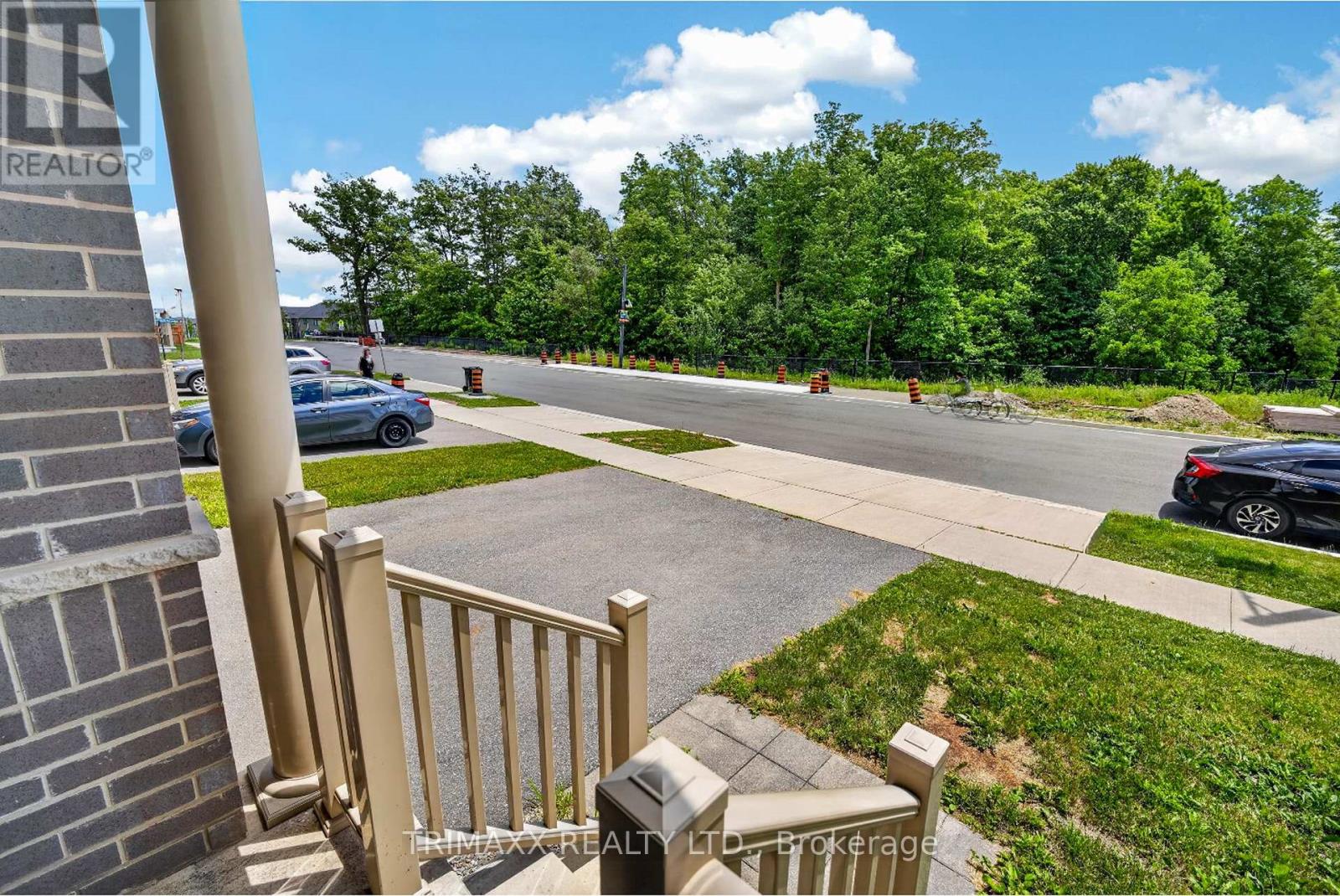 104 TARTAN AVENUE