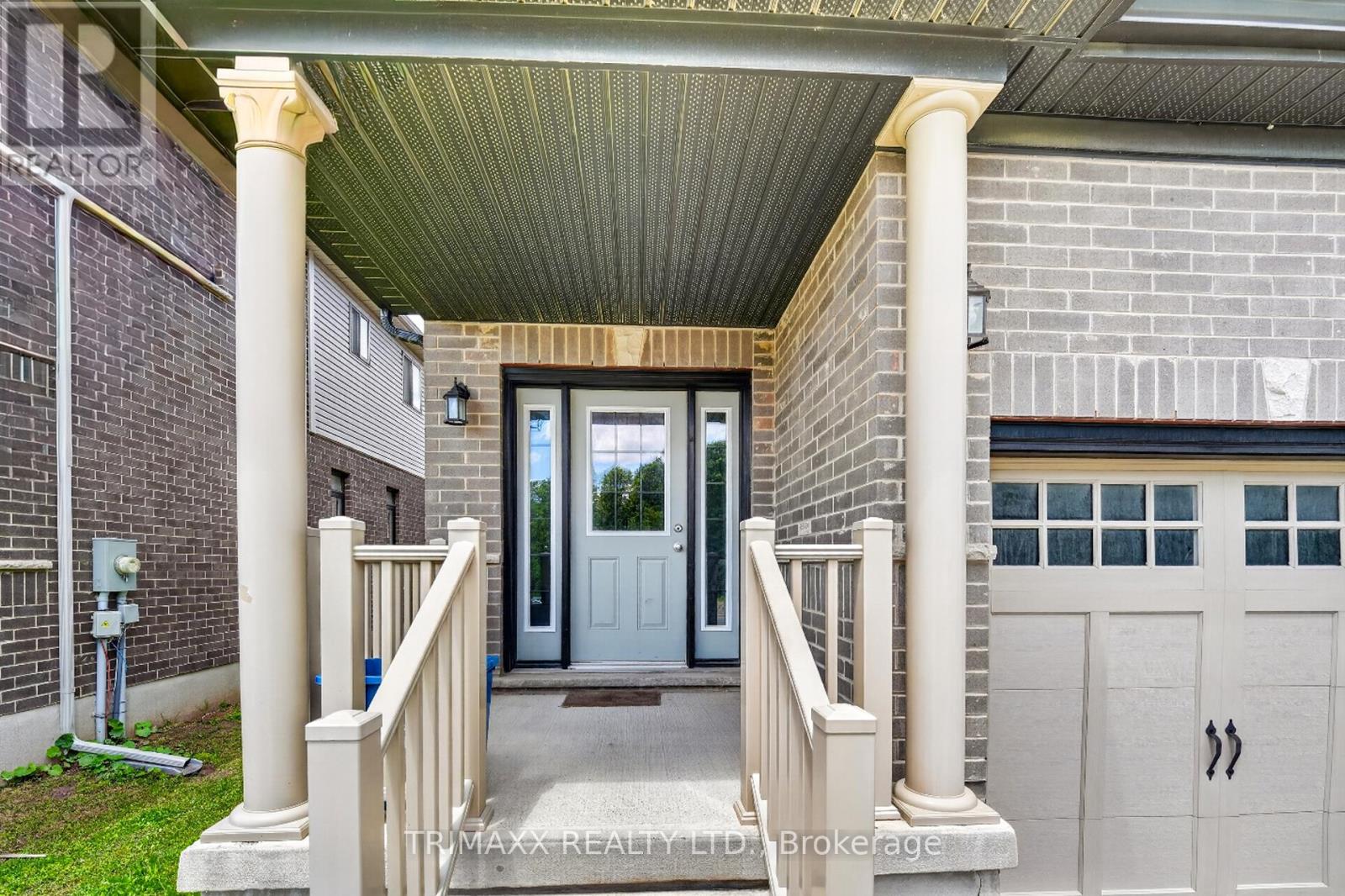 104 TARTAN AVENUE