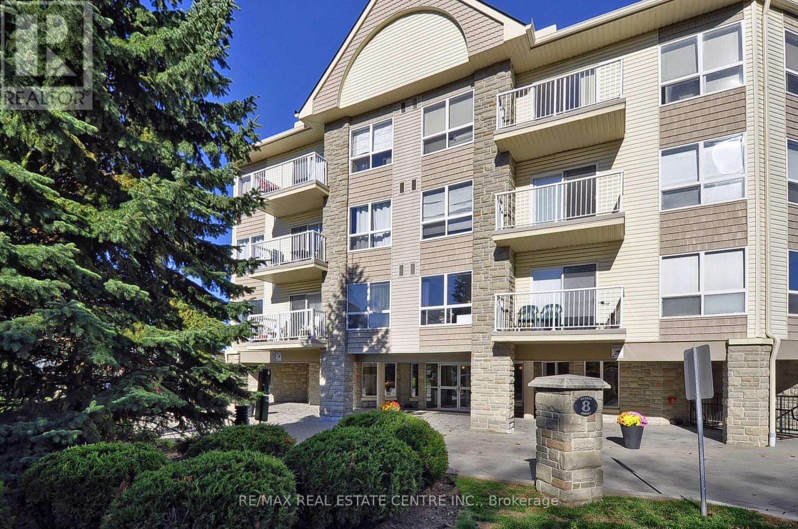 302 - 8 HARRIS STREET