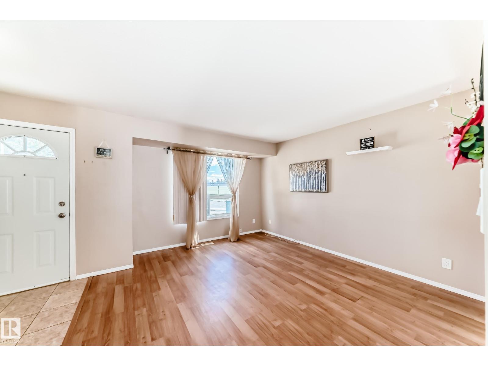 100 DICKINSFIELD CT NW
