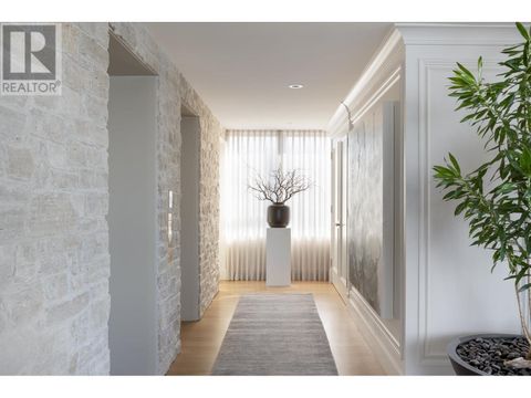 11 2250 BELLEVUE AVENUE West Vancouver BC V7V1C6
