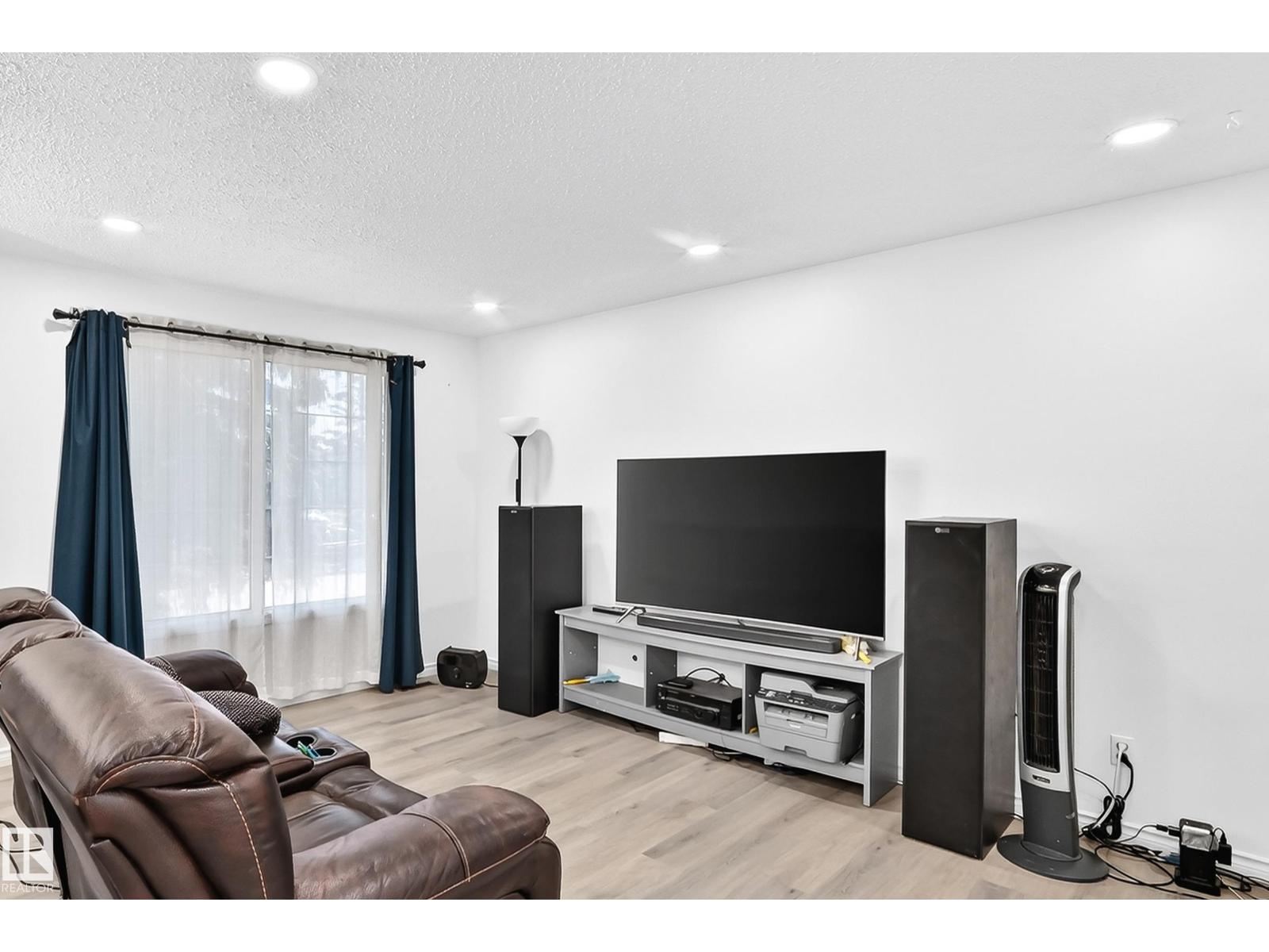 14240 23 ST NW
