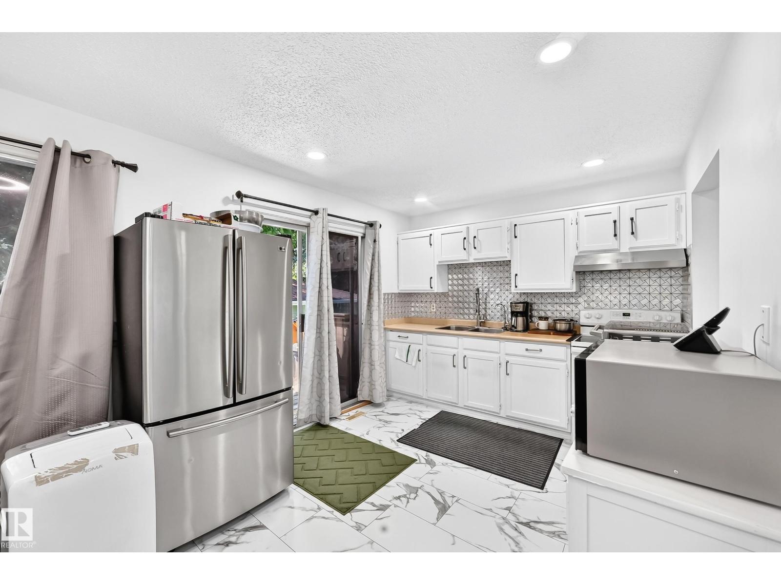 14240 23 ST NW