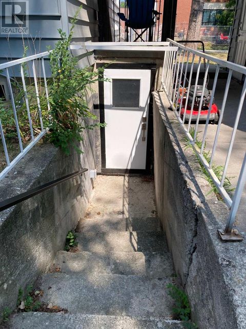 89 COLLEGE STREET E Belleville (Belleville Ward) ON K8P2E8