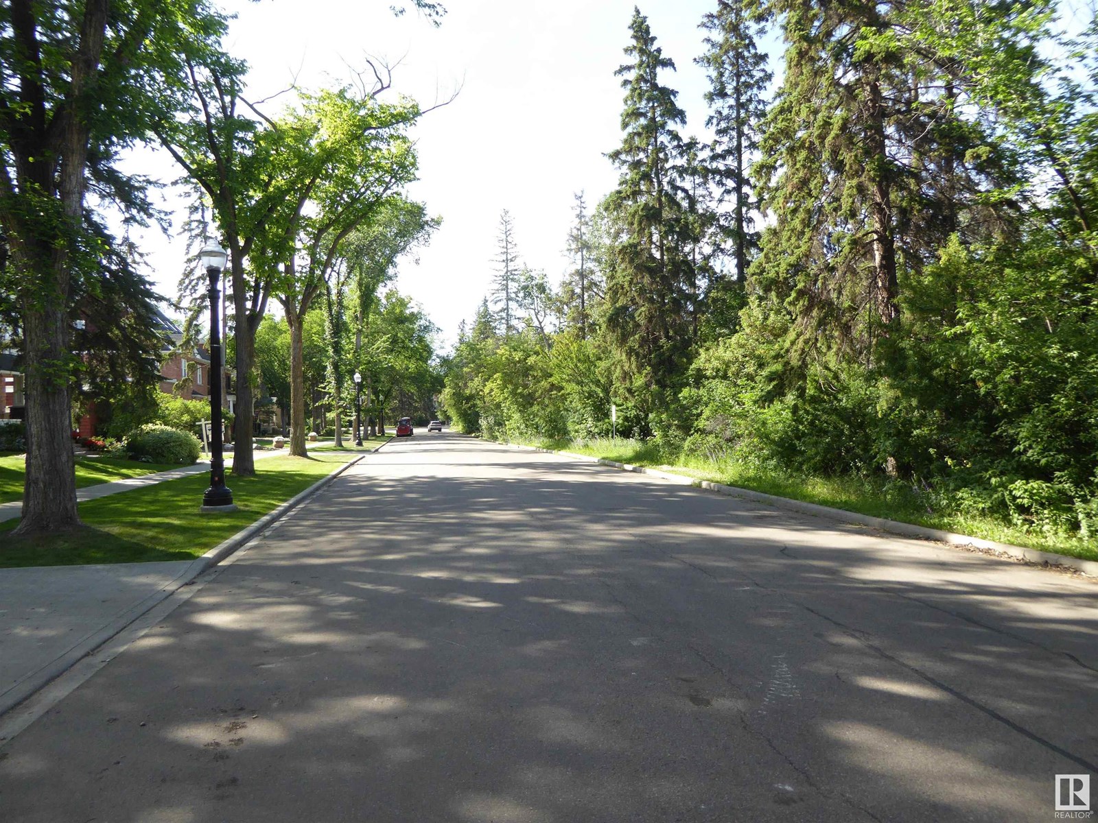 10220 CONNAUGHT DR NW