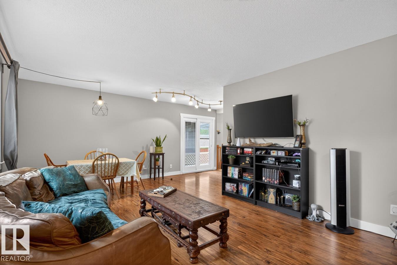 13319 118 ST NW