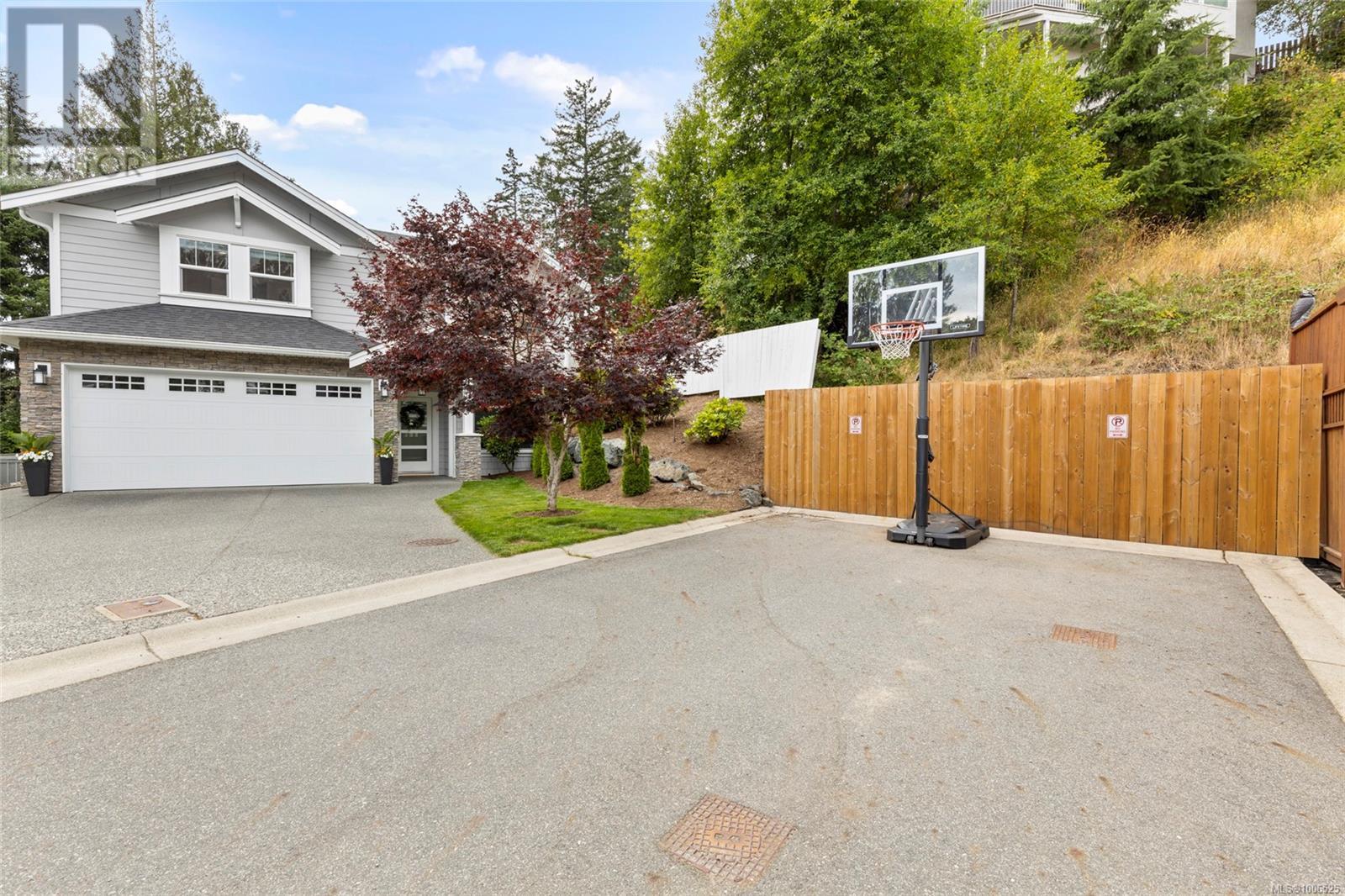 1109 Braelyn Pl