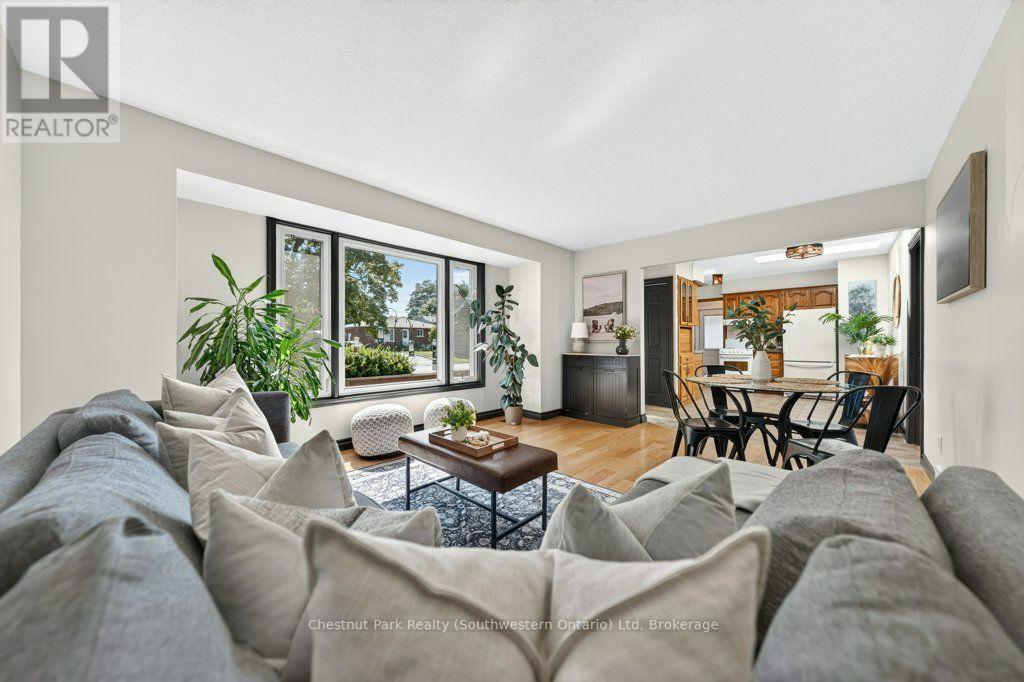 81 CHELTONWOOD AVENUE