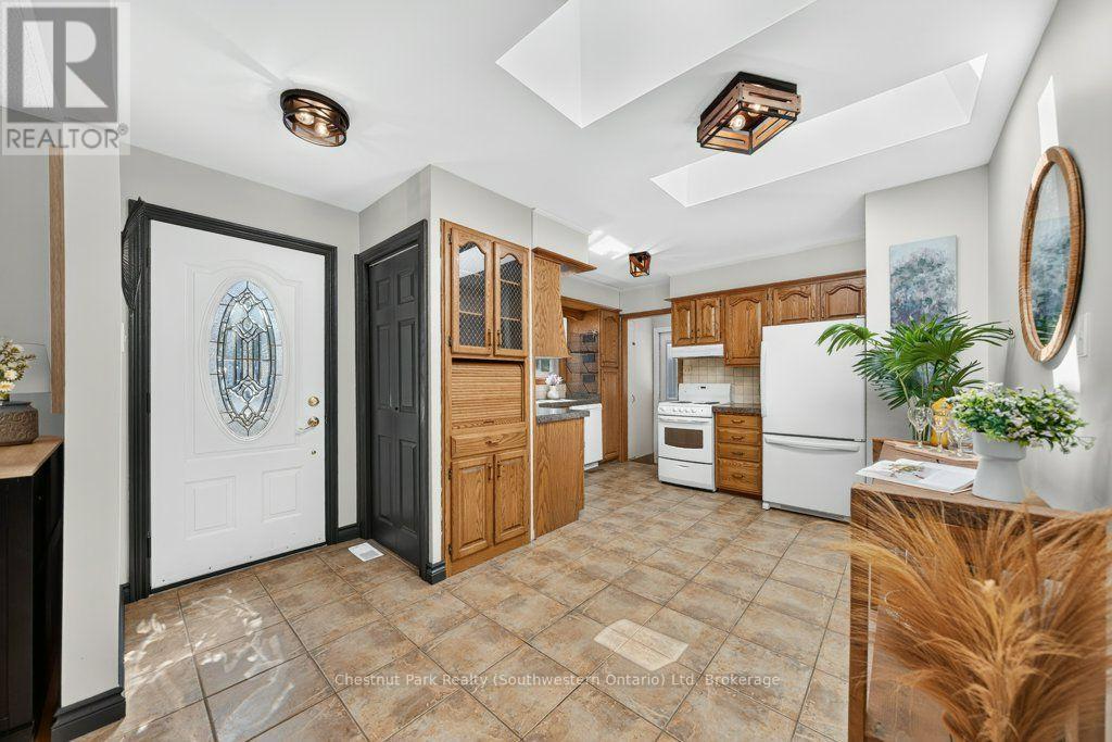 81 CHELTONWOOD AVENUE