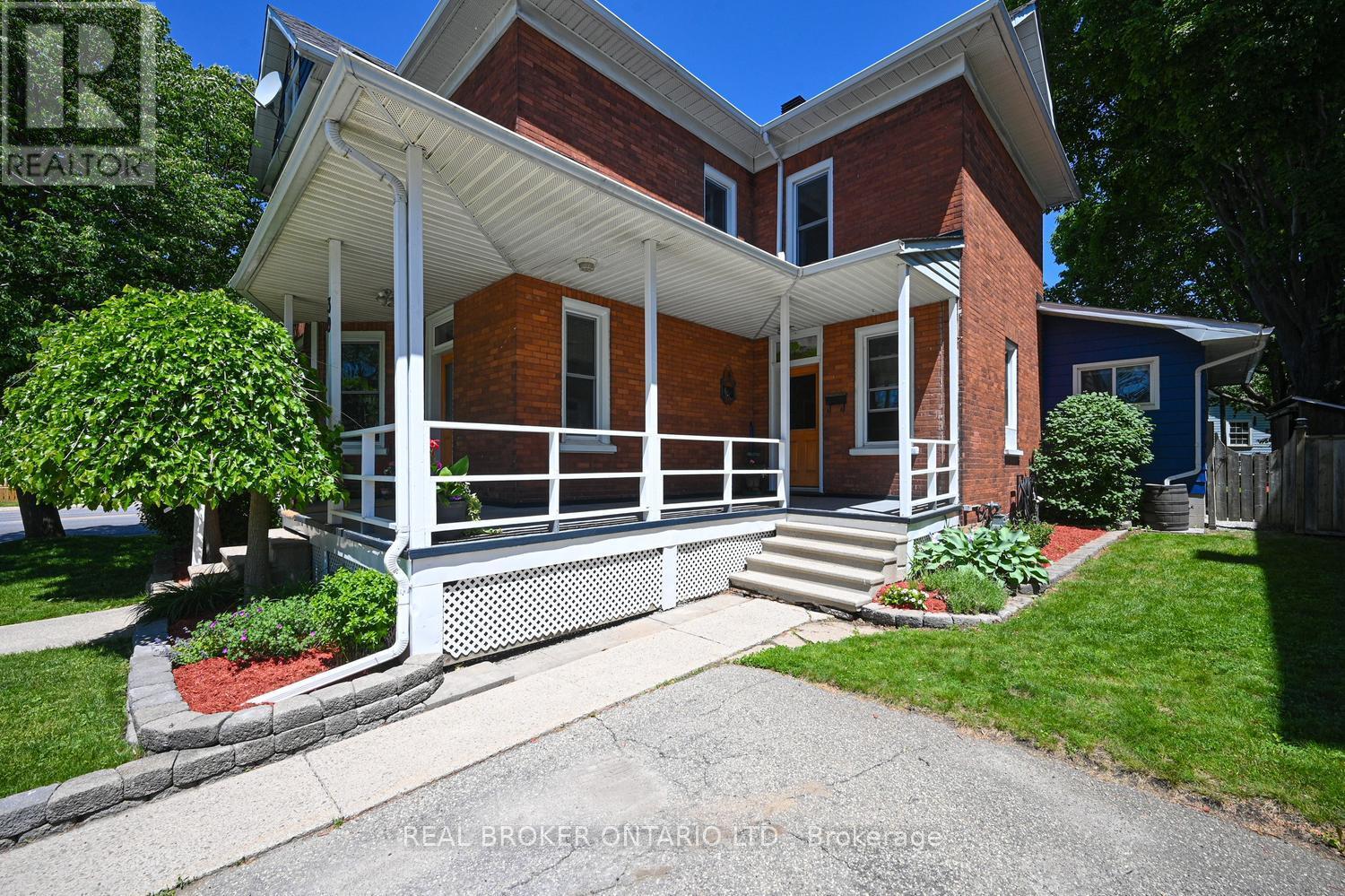 39 MCEWEN AVENUE