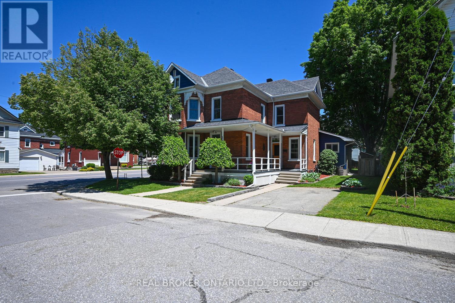 39 MCEWEN AVENUE