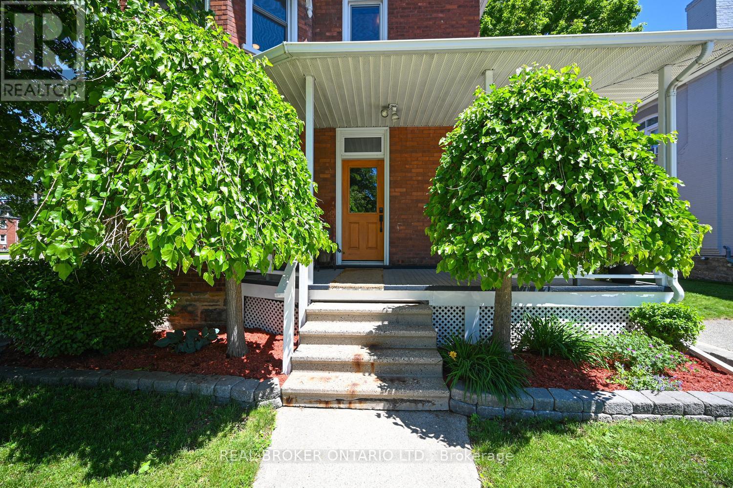 39 MCEWEN AVENUE