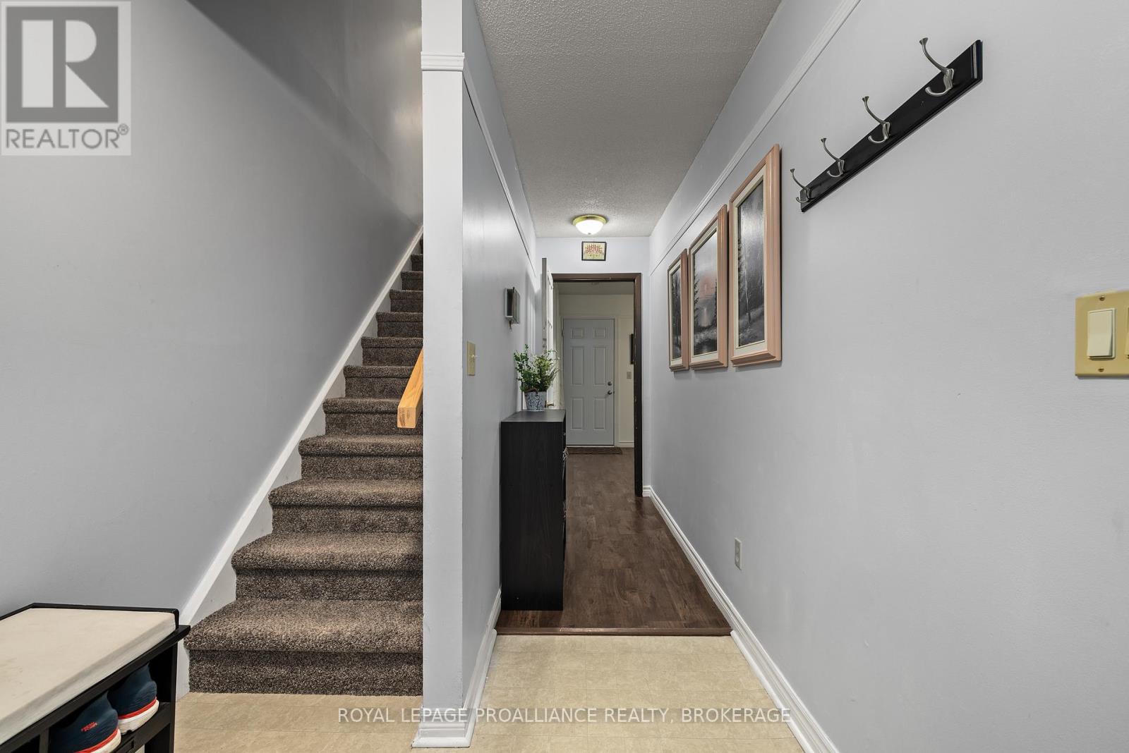 1126 CRAIG LANE
