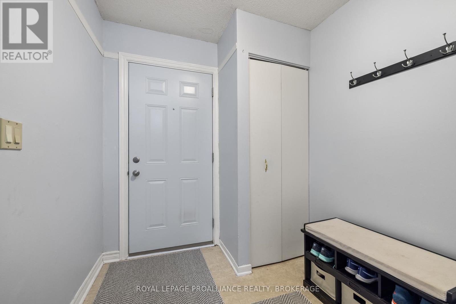 1126 CRAIG LANE