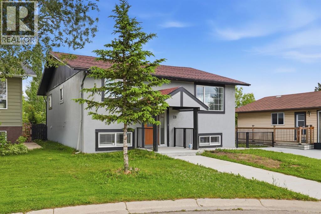 28 Fallingworth Court NE