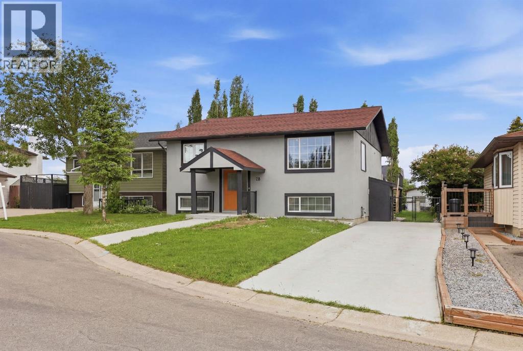 28 Fallingworth Court NE