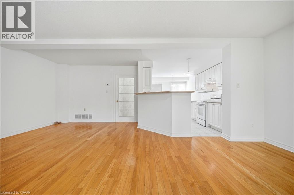 2275 CREDIT VALLEY Road Unit# 49