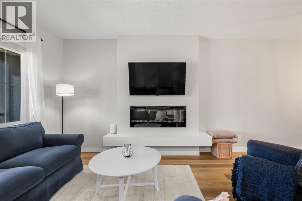 102 Midgrove Greenway SW