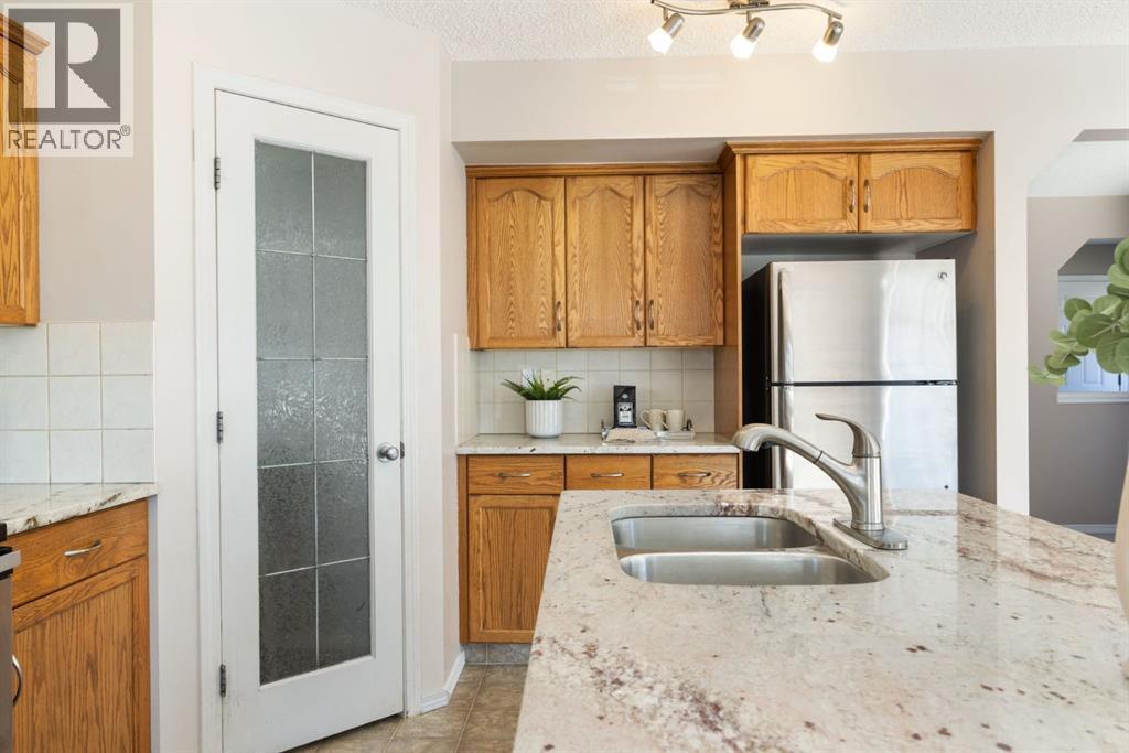 91 Cougartown Close SW