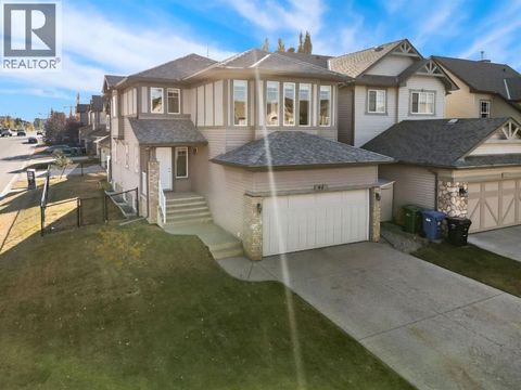 91 Cougartown Close SW Calgary AB T3H0B3