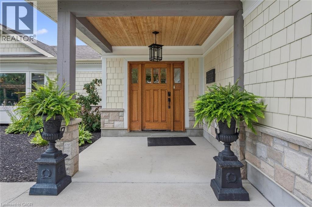 882-888 FAIRWAY Road N