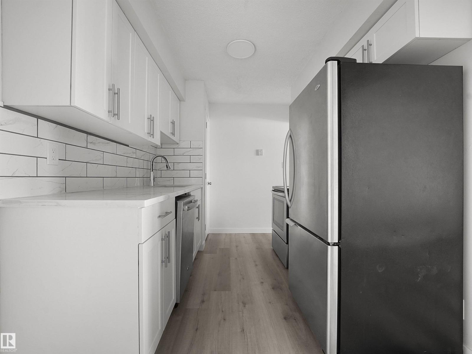 #6 14220 80 ST NW