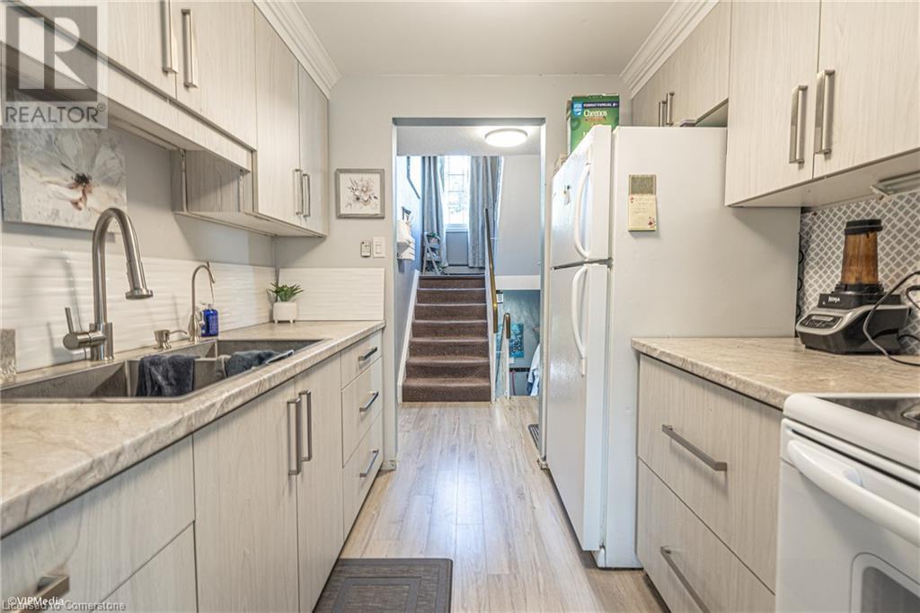 643 ALBERT Street Unit# 2