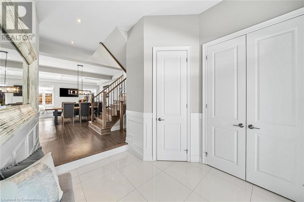 114 WATERVIEW Common