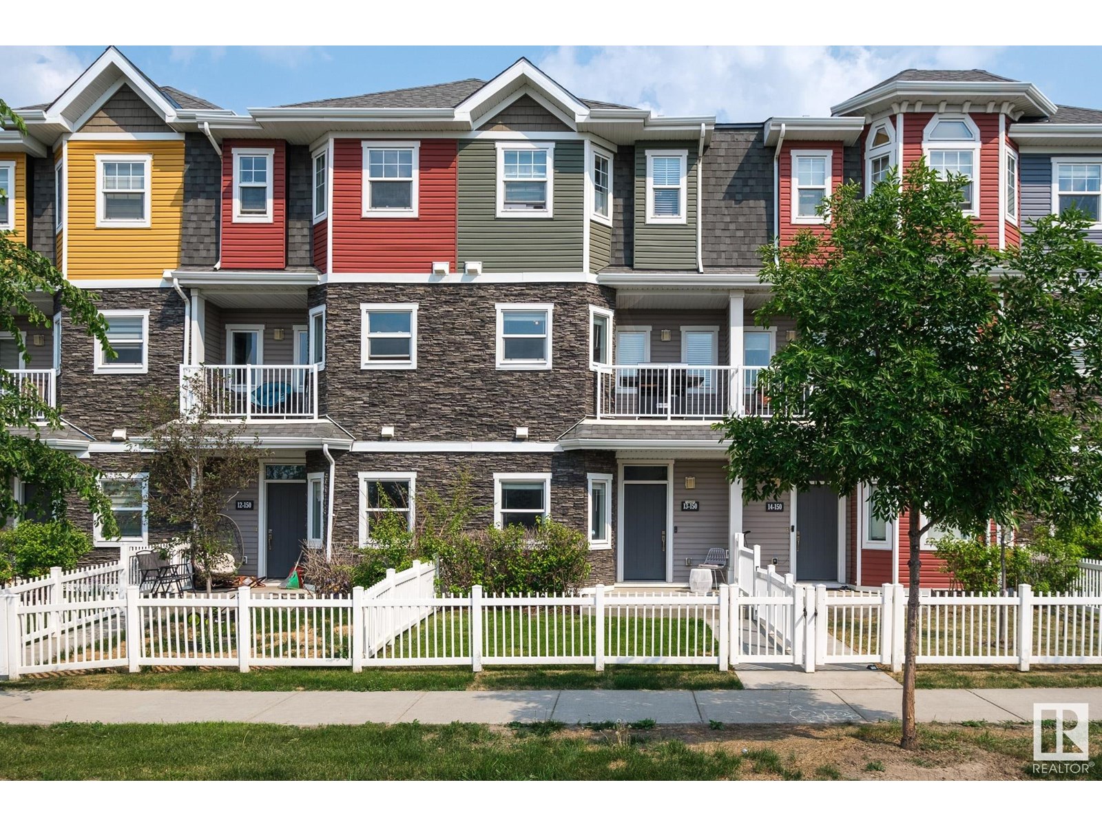 #13 150 Everitt DR N