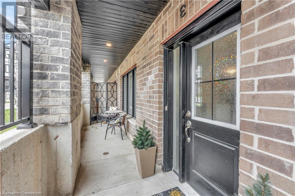 166 ROCHEFORT Street Unit# E