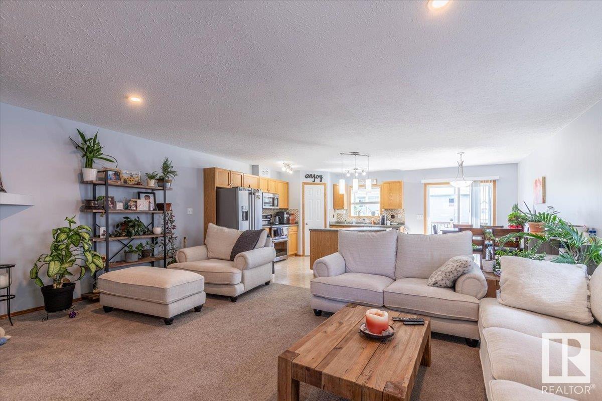 501 KANANASKIS DR