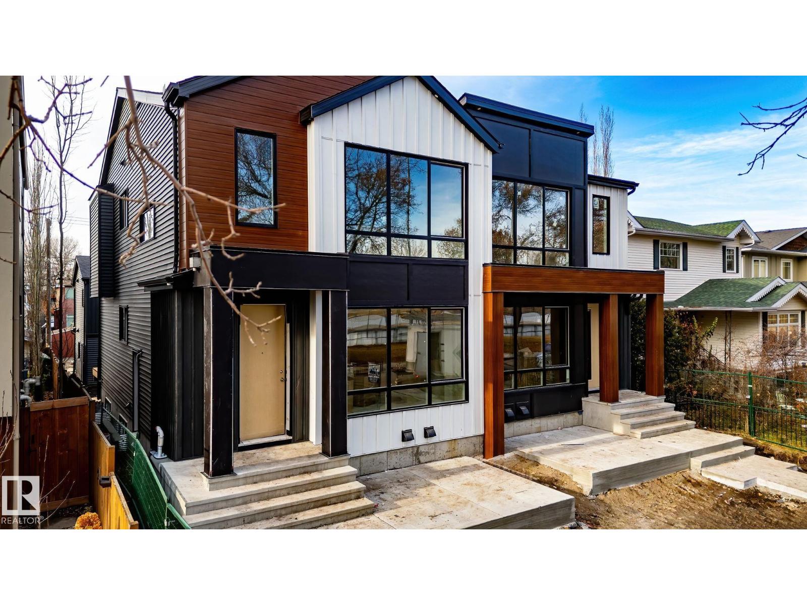 9224/9226 94 ST NW