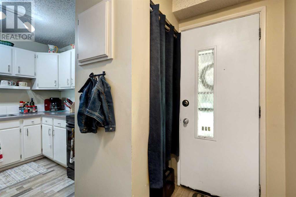 104, 2520 Palliser Drive SW