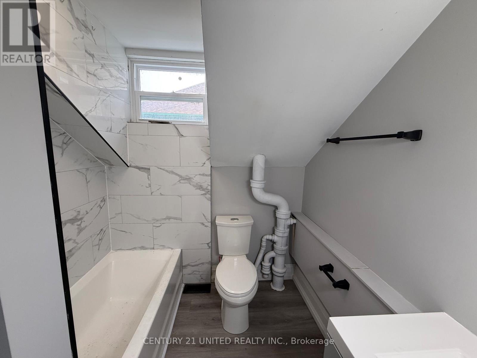 A - 468 BOLIVAR STREET