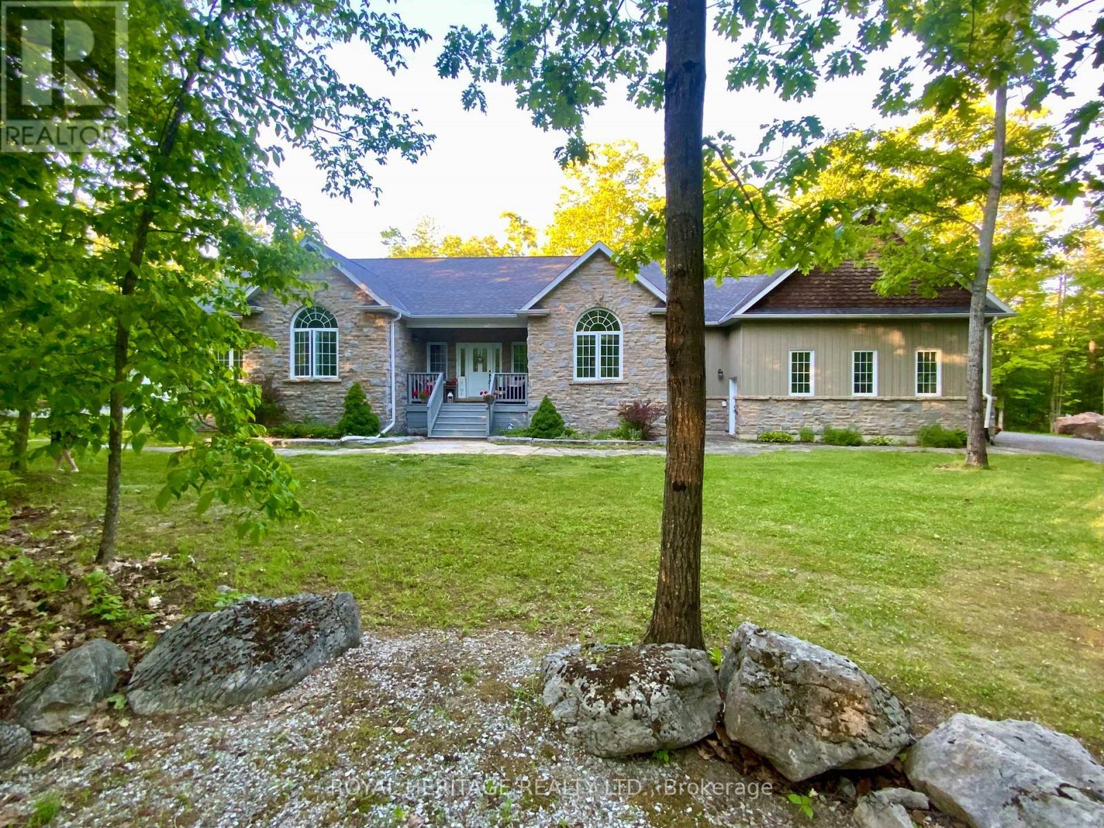 134 MITCHELL CRESCENT