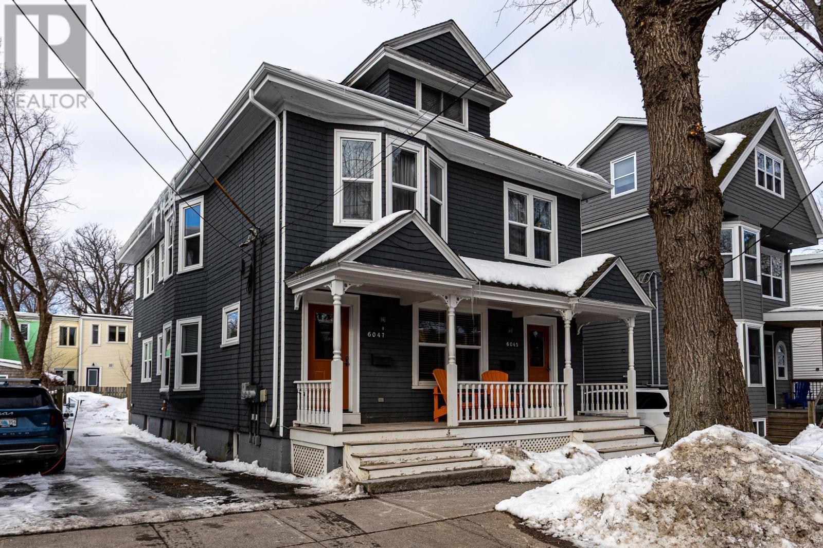 6045/6047 Williams Street