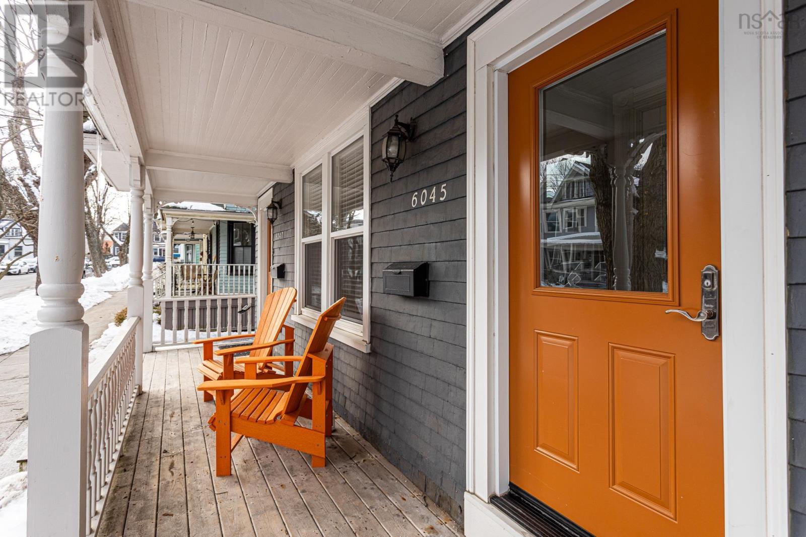 6045/6047 Williams Street