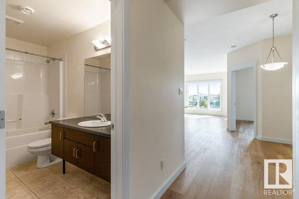 #415 10518 113 ST NW
