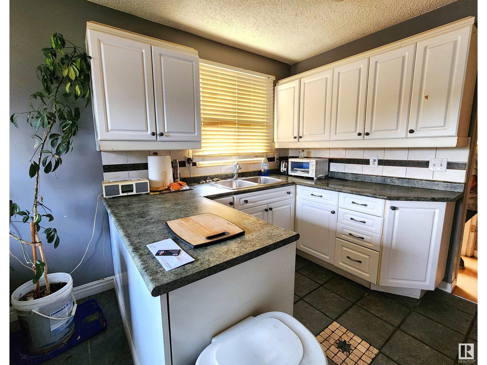3014 132 AV NW