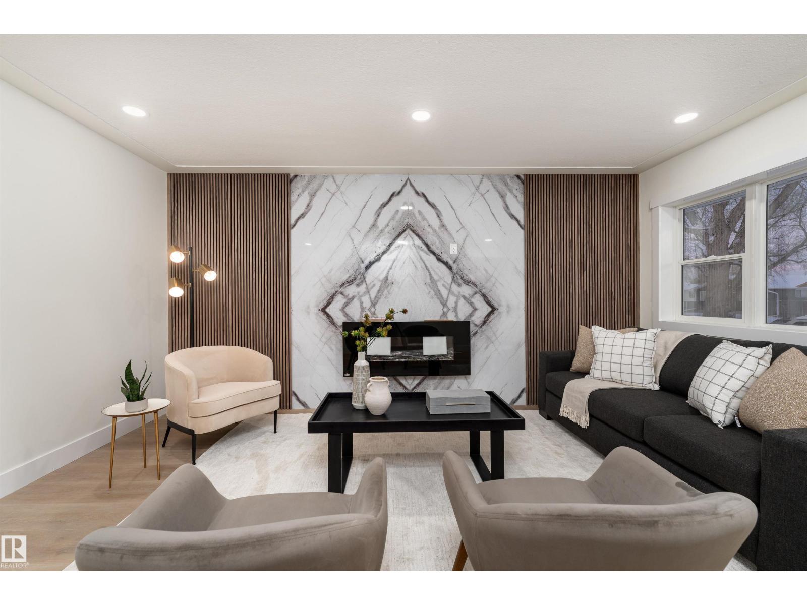12220 51 ST NW