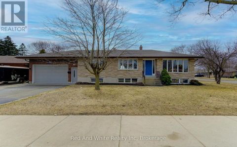 449 GREENFIELD AVENUE Kitchener ON N2C1E9