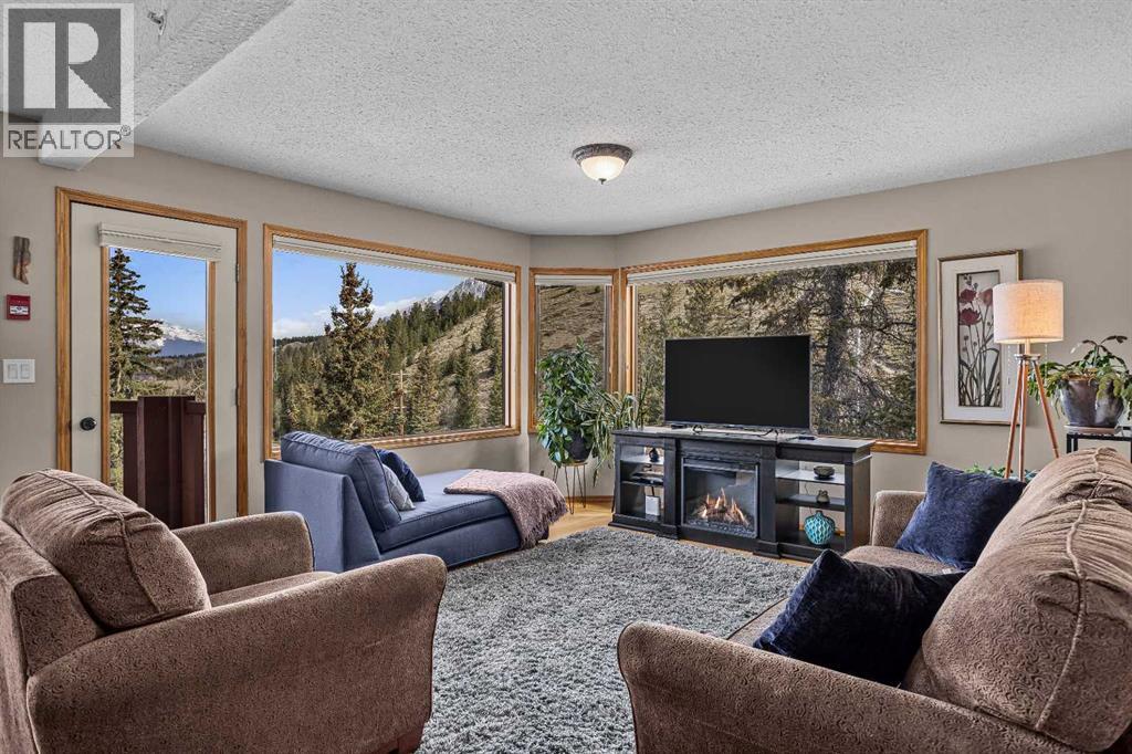 12, 9 Blackrock Crescent W